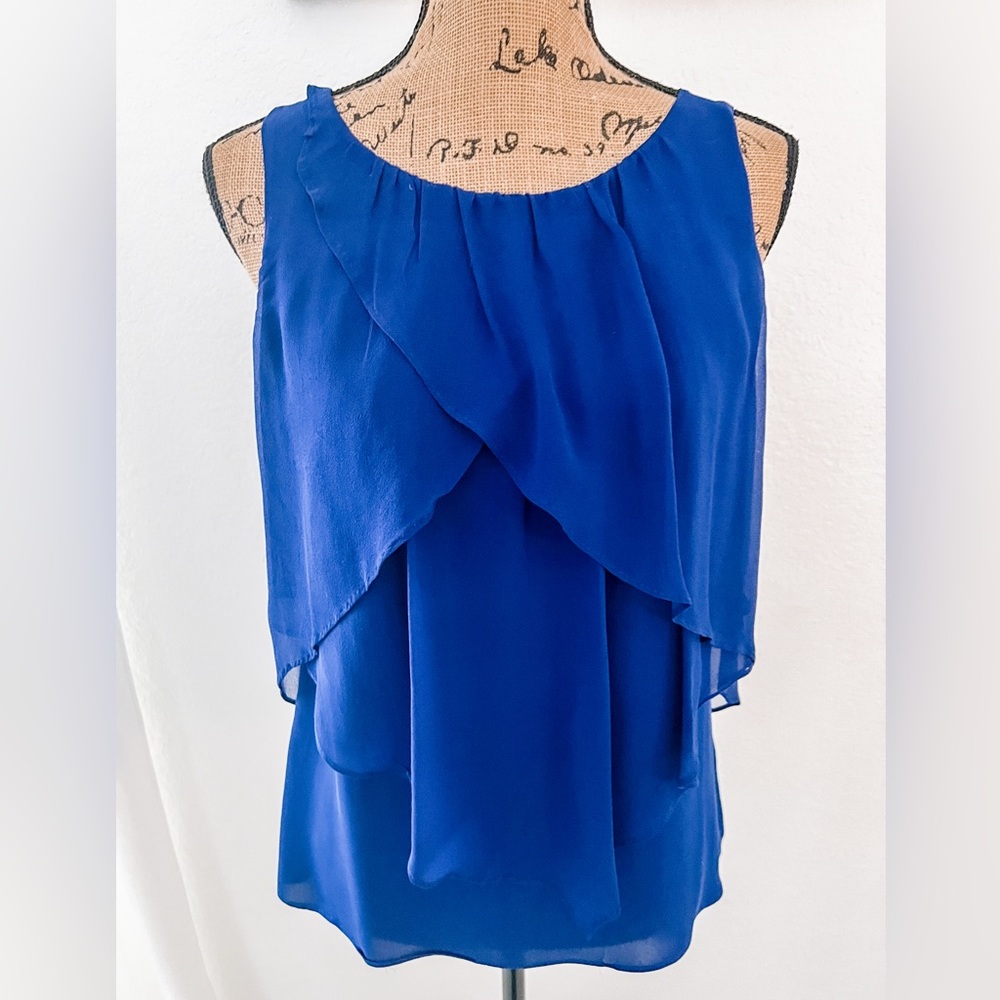 SAKS 5TH AVENUE silk blouse.